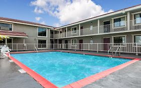 The Inn At Market Square